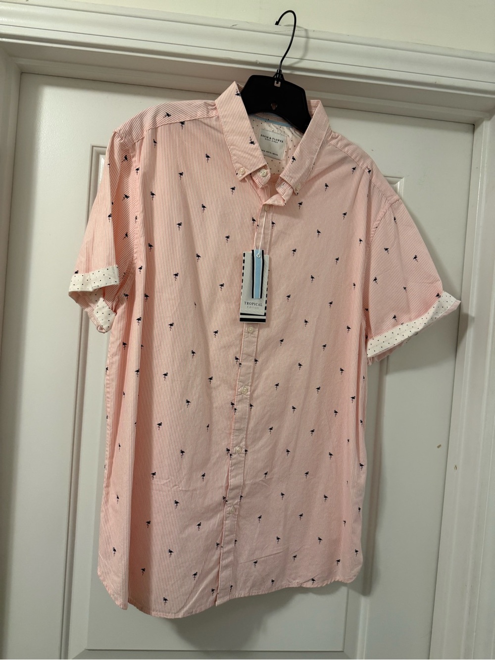 Denim & Flower Pink Short-Sleeve Button-Down Shirt with Navy Palm Motifs